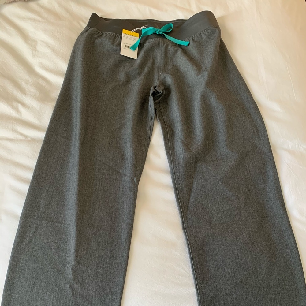 Figs scrubs Livingston pants